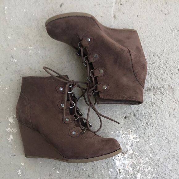 Madden Girl wedge booties - Picture 1 of 7